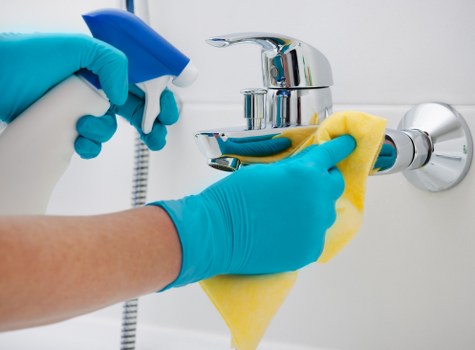 Local cleaner preparing a Harrow Airbnb for the next guest
