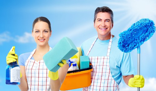 Detailed kitchen and bathroom move out cleaning in a Harrow flat